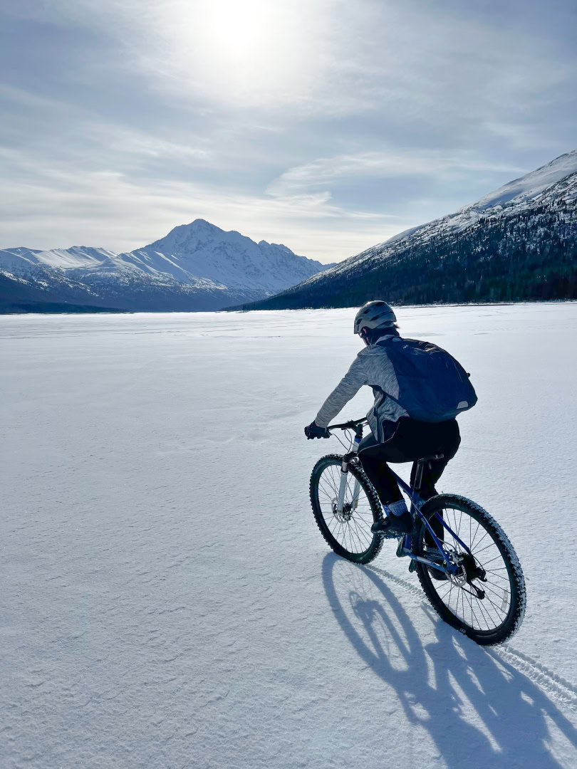 at risk youth therapy teen biking for wellness runaway alcohol suicide mental health