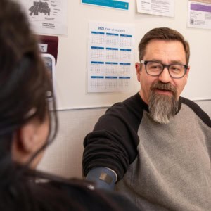 Customer-owner speaking with provider. Customer-owner speaking with provider.